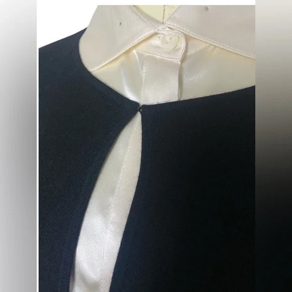 DEREK LAM 70%CASHMERE 30% SILK WRAP SWEATER BLACK SIZE M PRISTINE CONDITION